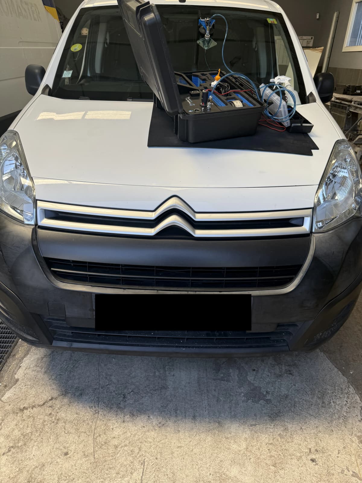 Réparation impact Citroën Berlingo - Service express Château-Gombert - Après réparation